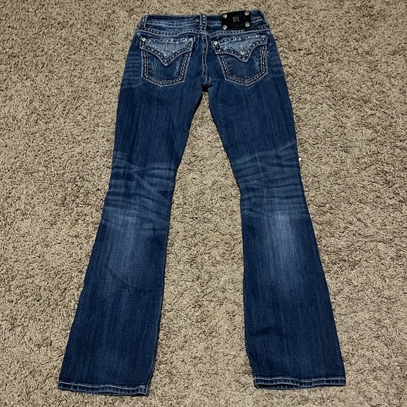 Miss Me Jeans - Picture 2 of 2